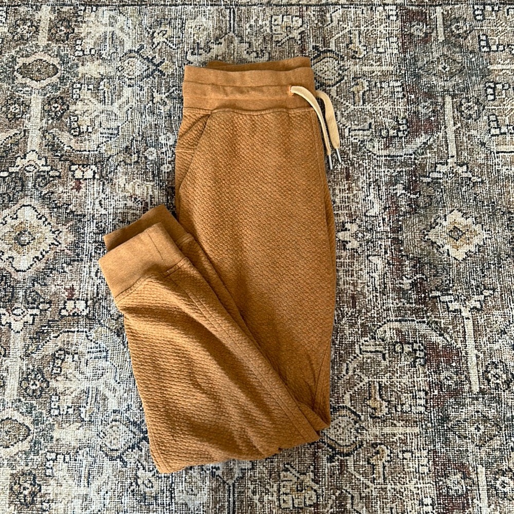 Lululemon joggers